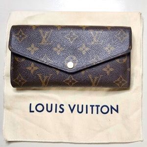 Louis Vuitton Sarah Wallet - Monogram
